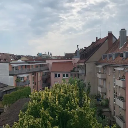 Spacious And Quiet Old Town *