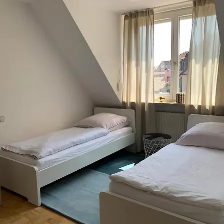 Spacious And Quiet Old Town Apartment Wurzburg