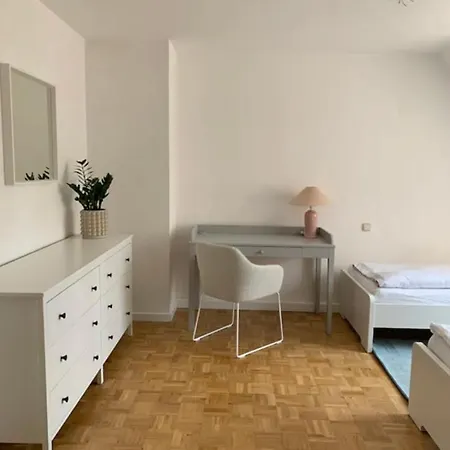 Apartment Spacious And Quiet Old Town